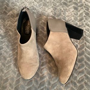 Adam Tucker by me too Gray half suede half leather booties